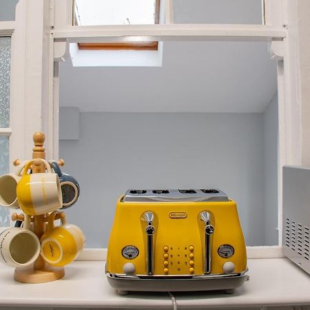 The Yellow Door By Shortstays Dublin Zewnętrze zdjęcie